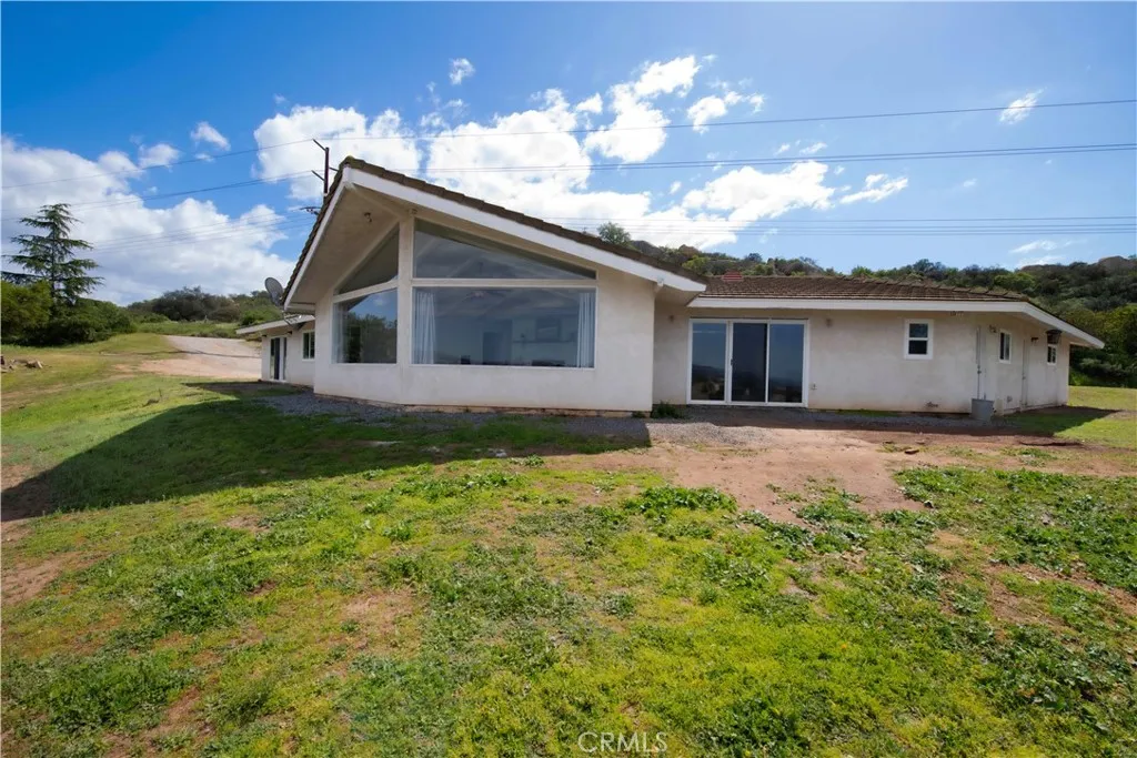 https://cdn.realtyfeed.com/cdn/127/306662357/08a53a986248441bbefb7ac73d19b809.webp