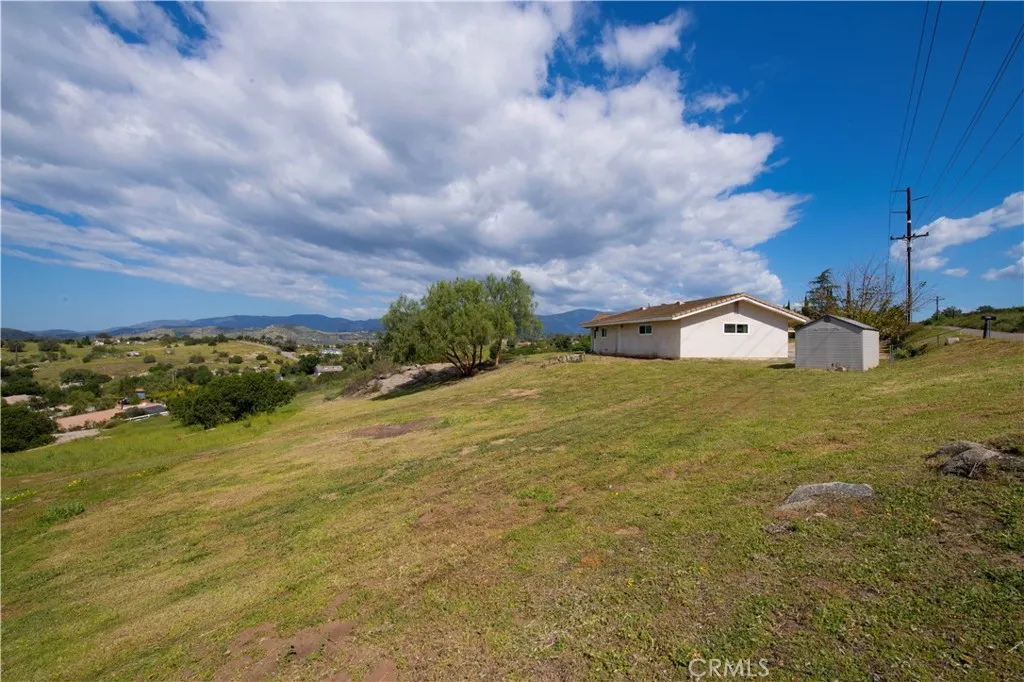 https://cdn.realtyfeed.com/cdn/127/306662357/74a21fff97af140b88a5404fac52fa32.webp