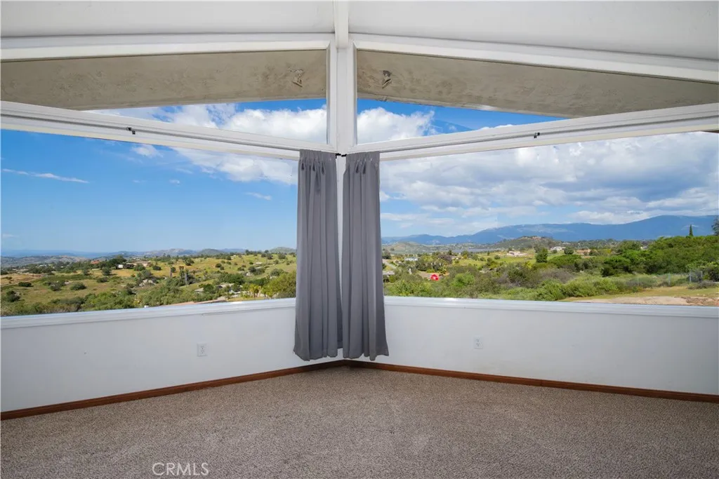 https://cdn.realtyfeed.com/cdn/127/306662357/9e0f9124ff691b8930b4f99643b7bf3a.webp
