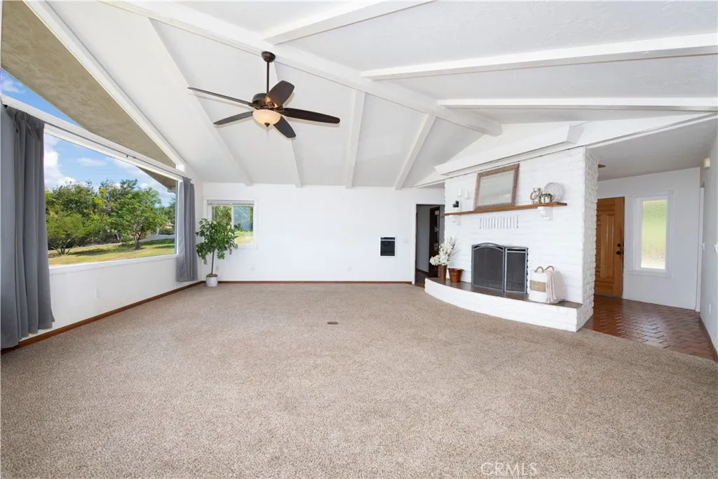 https://cdn.realtyfeed.com/cdn/127/306662357/fa0cdb042fa2235f143cea66f4be5f36.webp