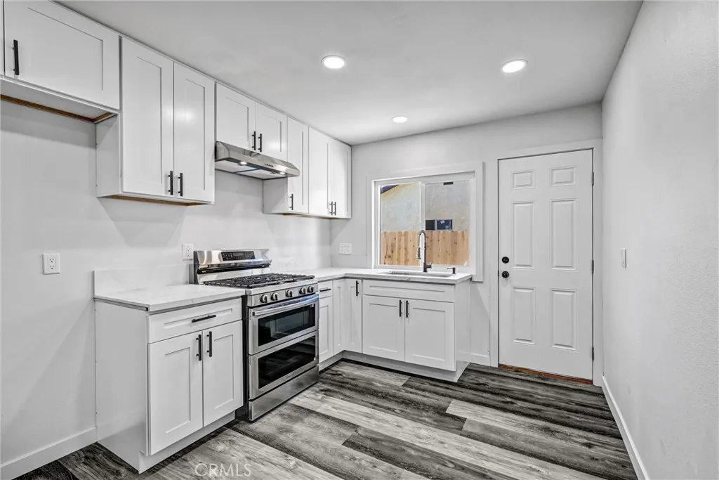 https://cdn.realtyfeed.com/cdn/127/306662386/6e0d0ed1ffec5b7b2b92f04b3b61b01a.webp