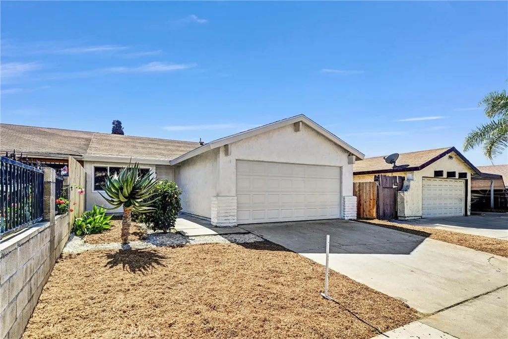 https://cdn.realtyfeed.com/cdn/127/306662386/d9eb2523f51e3c9366aa105094f381cd.webp