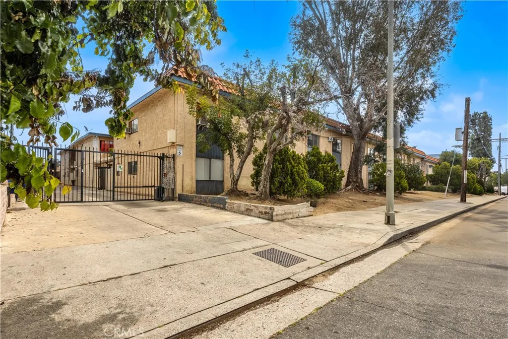 Panorama City, CA 91402