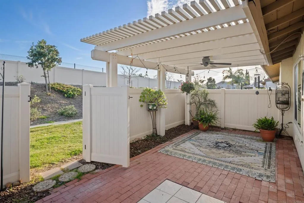 https://cdn.realtyfeed.com/cdn/127/306662518/168220d143c6877bf5419f28b1881c4d.webp