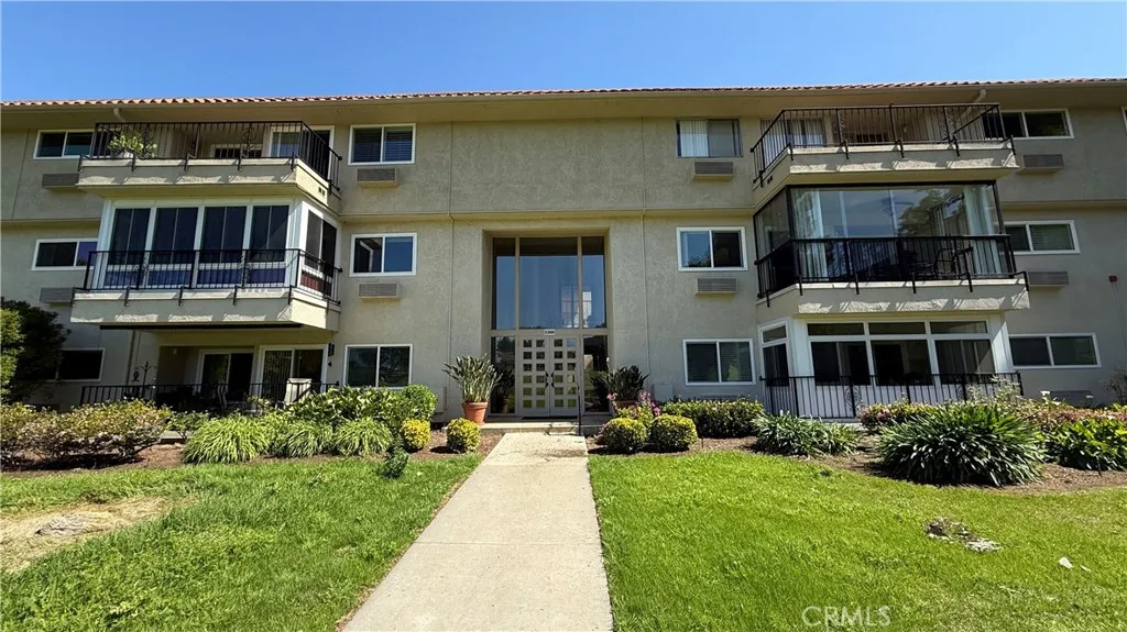 2388 Via Mariposa West Unit 1b, Laguna Woods, CA 92637