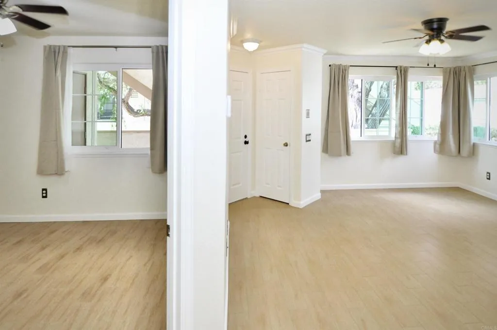 https://cdn.realtyfeed.com/cdn/127/306662571/f74692eac70a38e0b31bc43af01d8241.webp