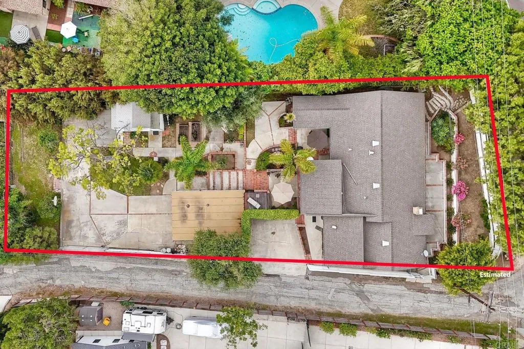 https://cdn.realtyfeed.com/cdn/127/306662575/fbab915d80999df29560bb14324ad761.webp