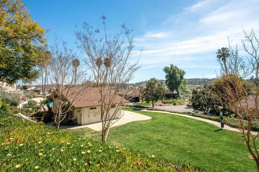 https://cdn.realtyfeed.com/cdn/127/306662678/e222689a5cd8d25fba725c84e65e432a.webp