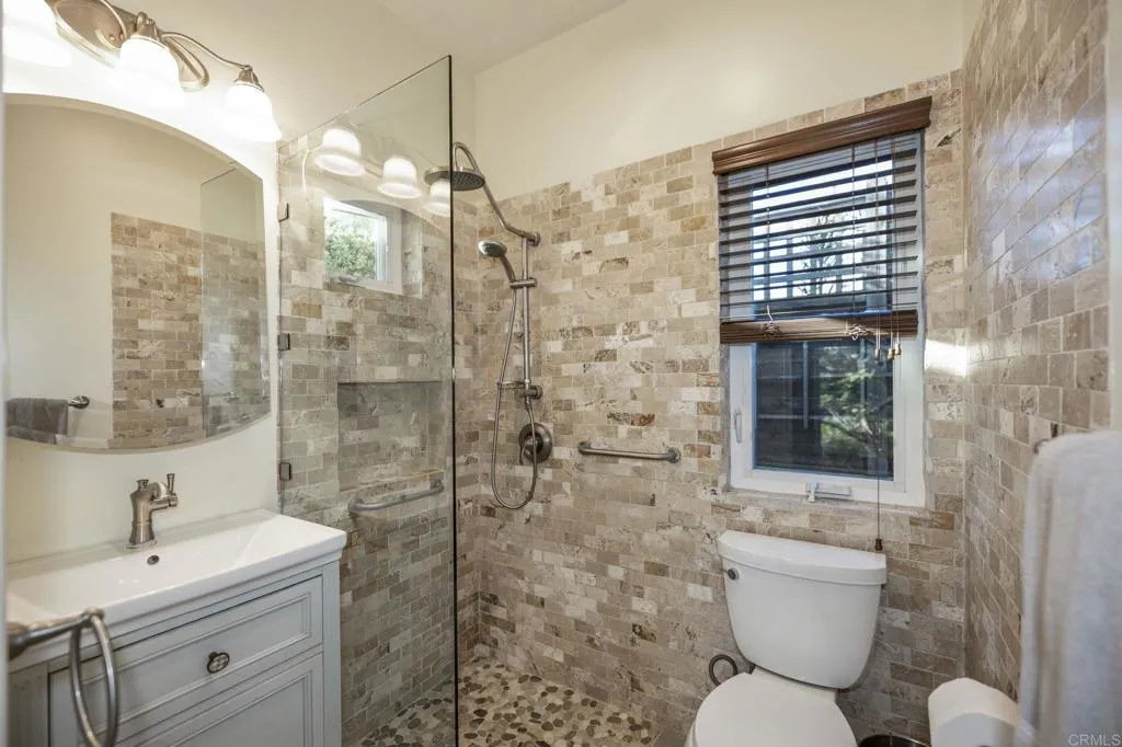 https://cdn.realtyfeed.com/cdn/127/306662717/030e0689e5dc61ef6a419c1b5ff67460.webp