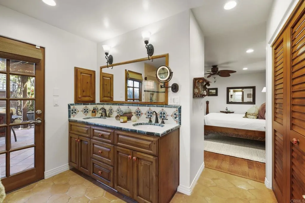 https://cdn.realtyfeed.com/cdn/127/306662717/10a09915590f3b0b8d6d184d34e1aa3f.webp