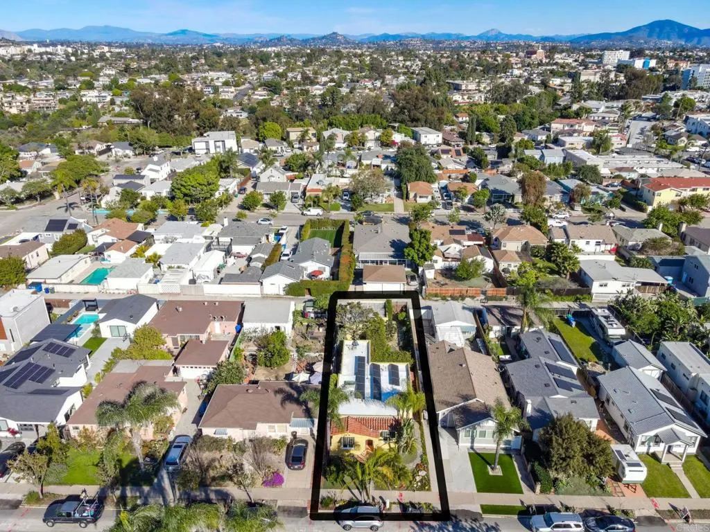 https://cdn.realtyfeed.com/cdn/127/306662717/5712055da116f6218abc7bd2799bb58a.webp