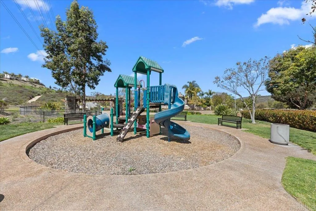 https://cdn.realtyfeed.com/cdn/127/306662754/b28e74846e0817aa48b9814f05c14efd.webp