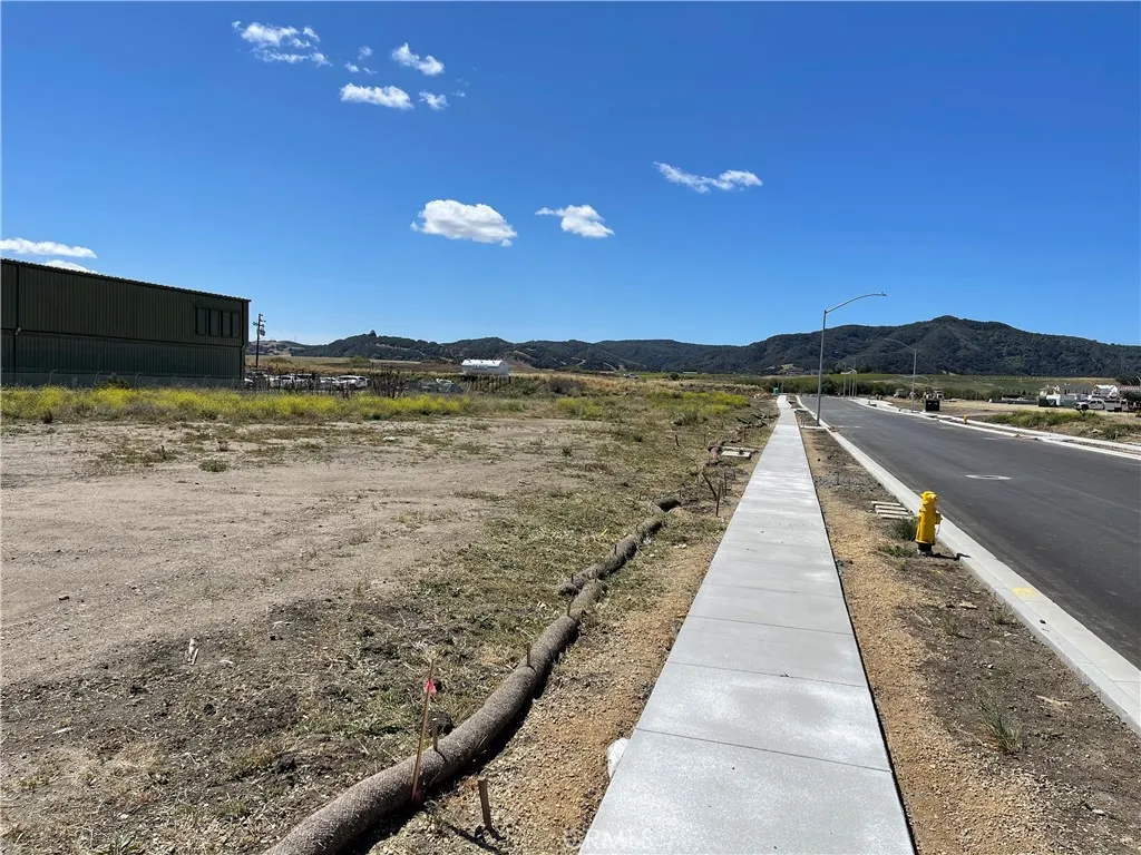 4125 Earthwood, San Luis Obispo, CA, 93401