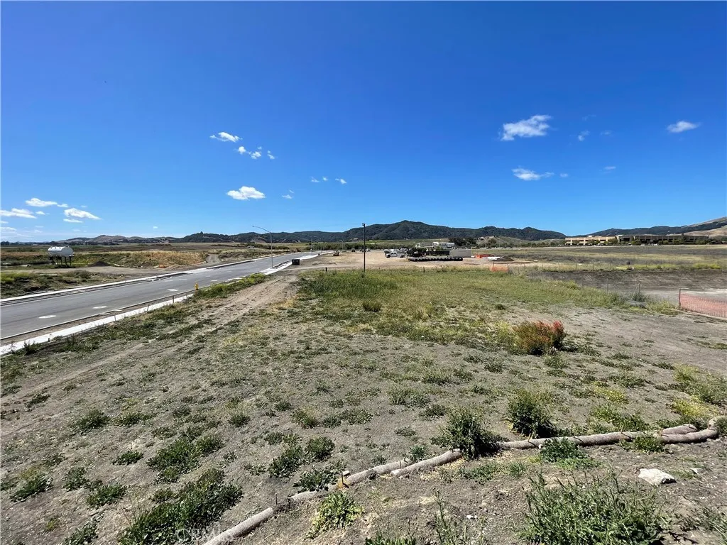 4125 Earthwood, San Luis Obispo, CA, 93401