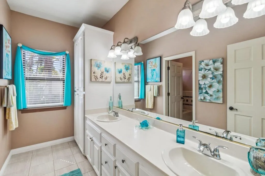 https://cdn.realtyfeed.com/cdn/127/306662788/cfd3d4430ab57410865dc9024d18cf53.webp