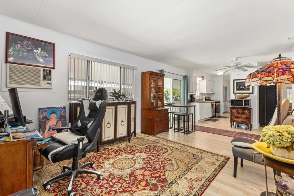 https://cdn.realtyfeed.com/cdn/127/306662820/3748c7a40762f545cf92fb6682e23d22.webp