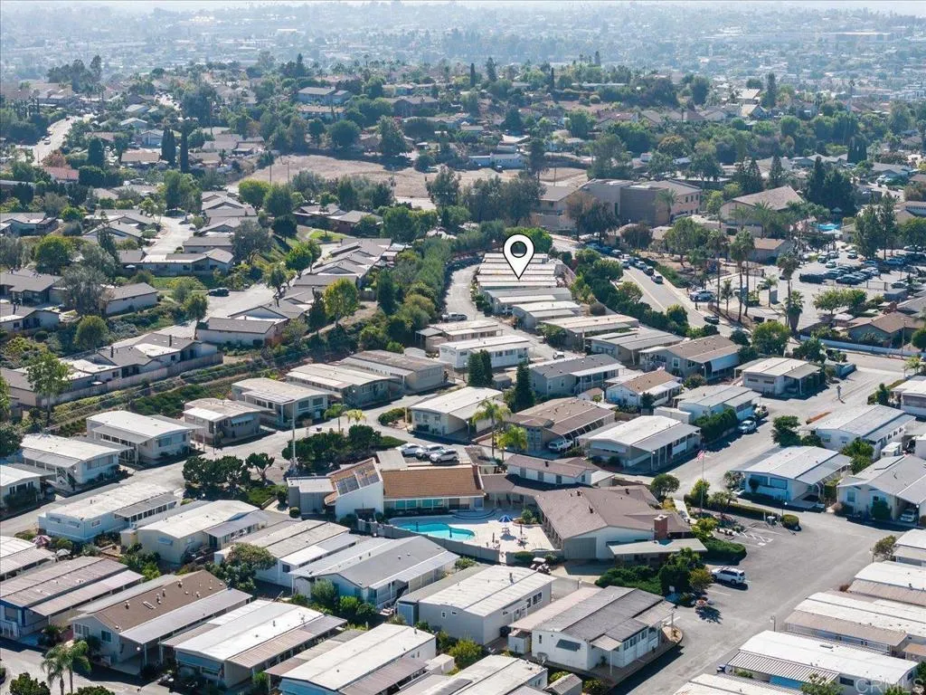 https://cdn.realtyfeed.com/cdn/127/306662820/49555a8c7c89944dac194a8db59780e1.webp