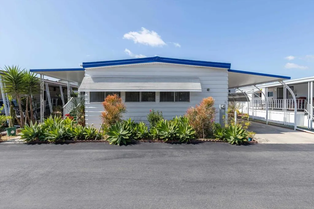 https://cdn.realtyfeed.com/cdn/127/306662820/715f67a5ff2d58a767442d6ac3d10452.webp