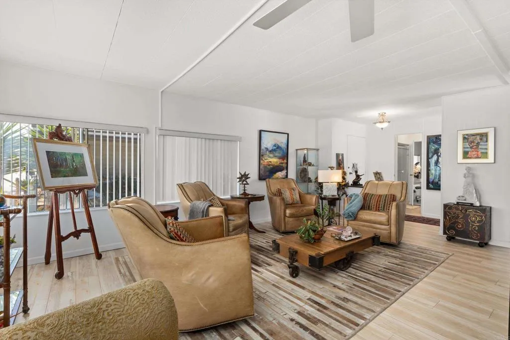 https://cdn.realtyfeed.com/cdn/127/306662820/784dbd501a48d928c1ed4a95778d74a2.webp