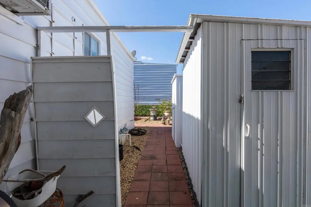 https://cdn.realtyfeed.com/cdn/127/306662820/f55c108f88d71cbc0adef8a7ac6b4836.webp