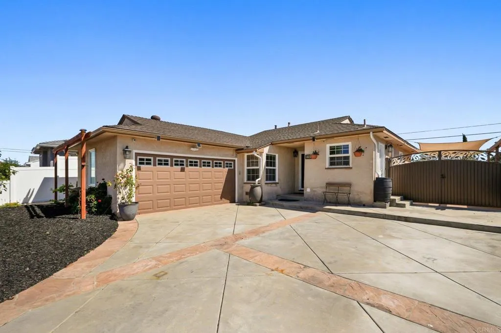 https://cdn.realtyfeed.com/cdn/127/306662871/30debde35b35e0f1d194e4a22048943a.webp