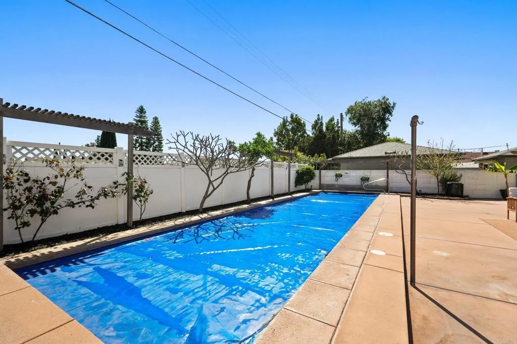 https://cdn.realtyfeed.com/cdn/127/306662871/7fb1a29c393ef47a3ef11921958ac742.webp