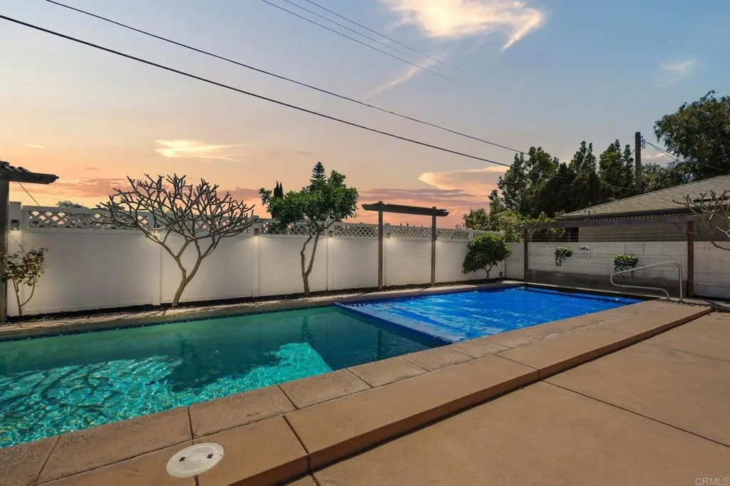 https://cdn.realtyfeed.com/cdn/127/306662871/d4ce83098e958162725d010a8eafd716.webp