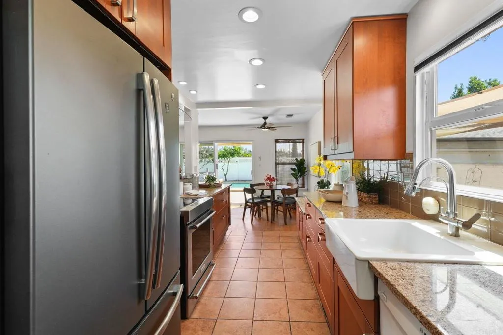 https://cdn.realtyfeed.com/cdn/127/306662871/e62b52f9cc43df00aa35156c1a06a785.webp