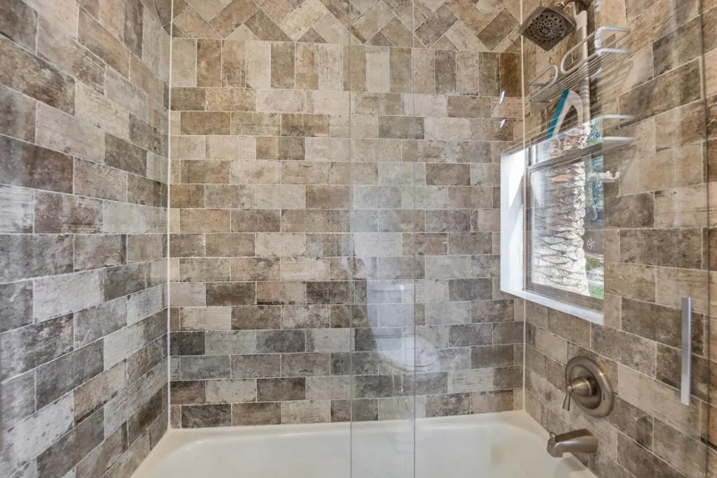 https://cdn.realtyfeed.com/cdn/127/306662876/914fc55fed89e131a35d680422d3c425.webp