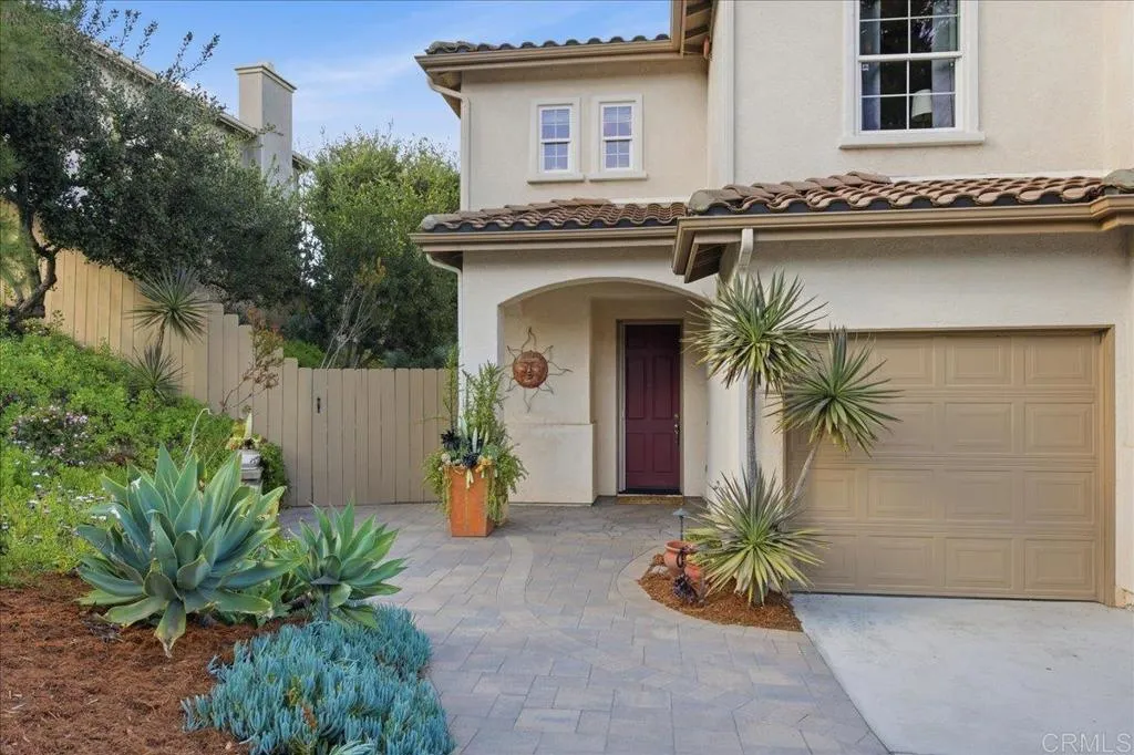 https://cdn.realtyfeed.com/cdn/127/306662946/3c7fea87d32bd69ae739f70a4026af43.webp