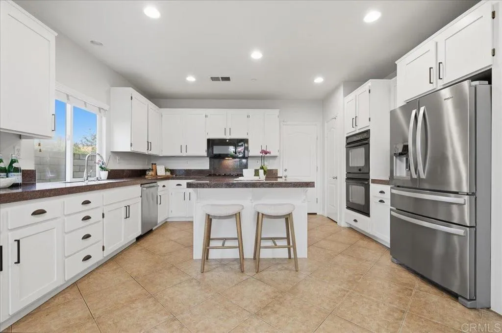 https://cdn.realtyfeed.com/cdn/127/306662946/7d057f9c7507bacccd22b4b260839c02.webp