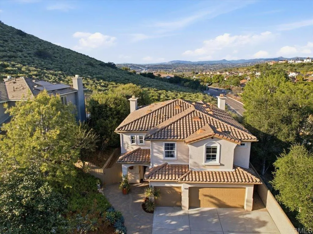 https://cdn.realtyfeed.com/cdn/127/306662946/824f8db40287910778a523f82e10b575.webp