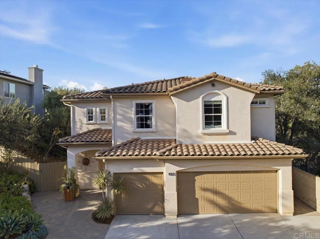 https://cdn.realtyfeed.com/cdn/127/306662946/d97c67fb0f892cf31e3819ce9e838807.webp