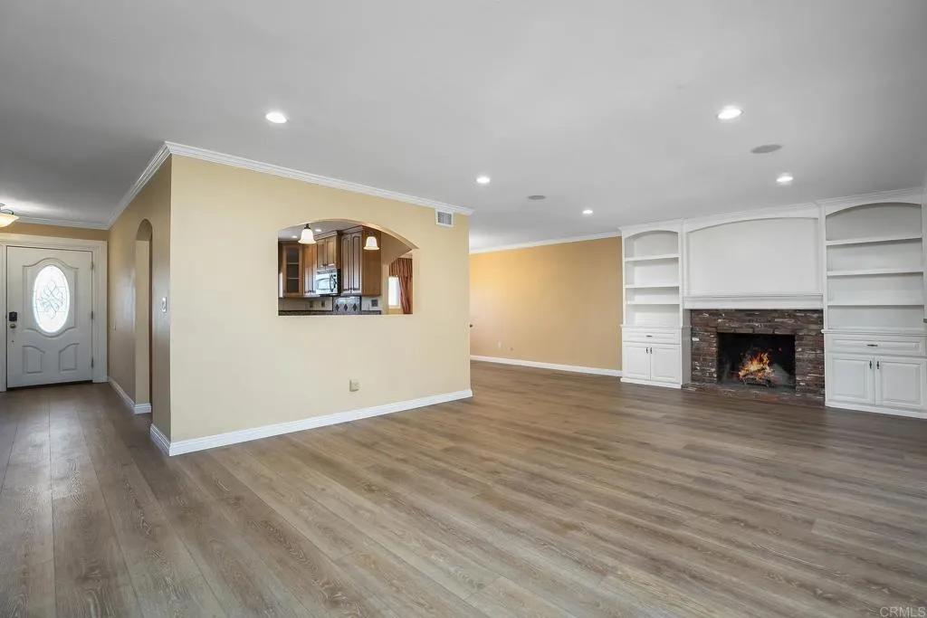 https://cdn.realtyfeed.com/cdn/127/306662995/c91774eb929640a01a722b6269d24330.webp