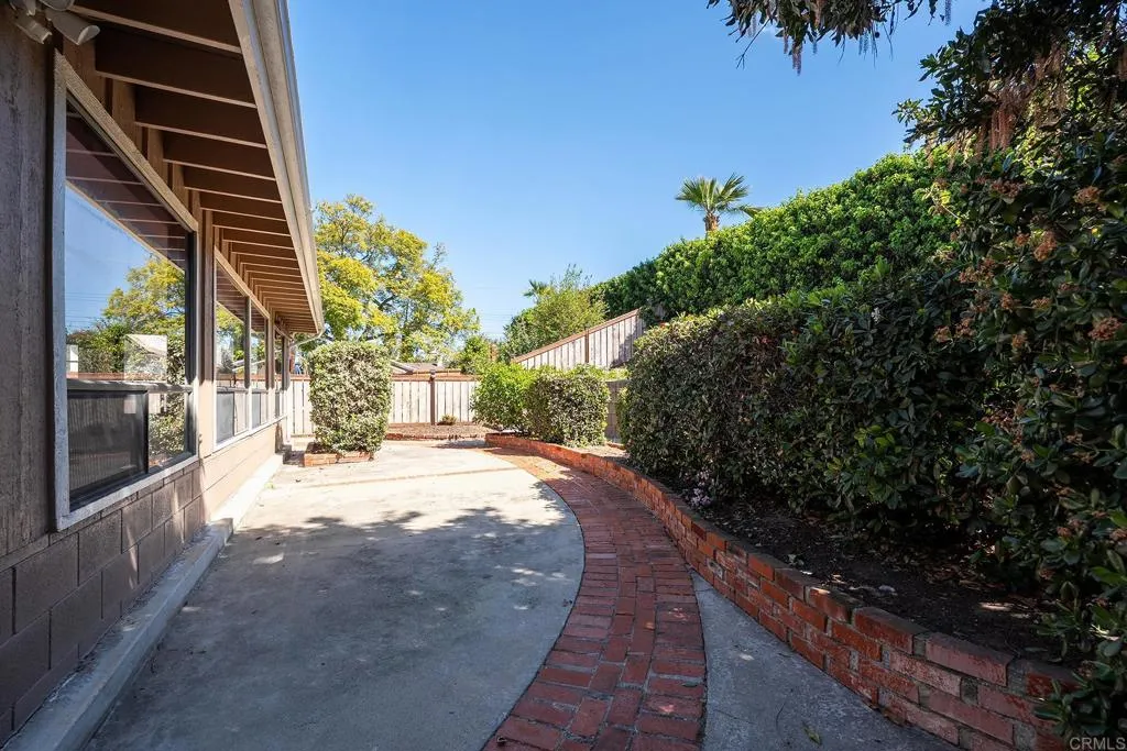 https://cdn.realtyfeed.com/cdn/127/306662995/d57f6d02c7120e99306557a7b80538a6.webp