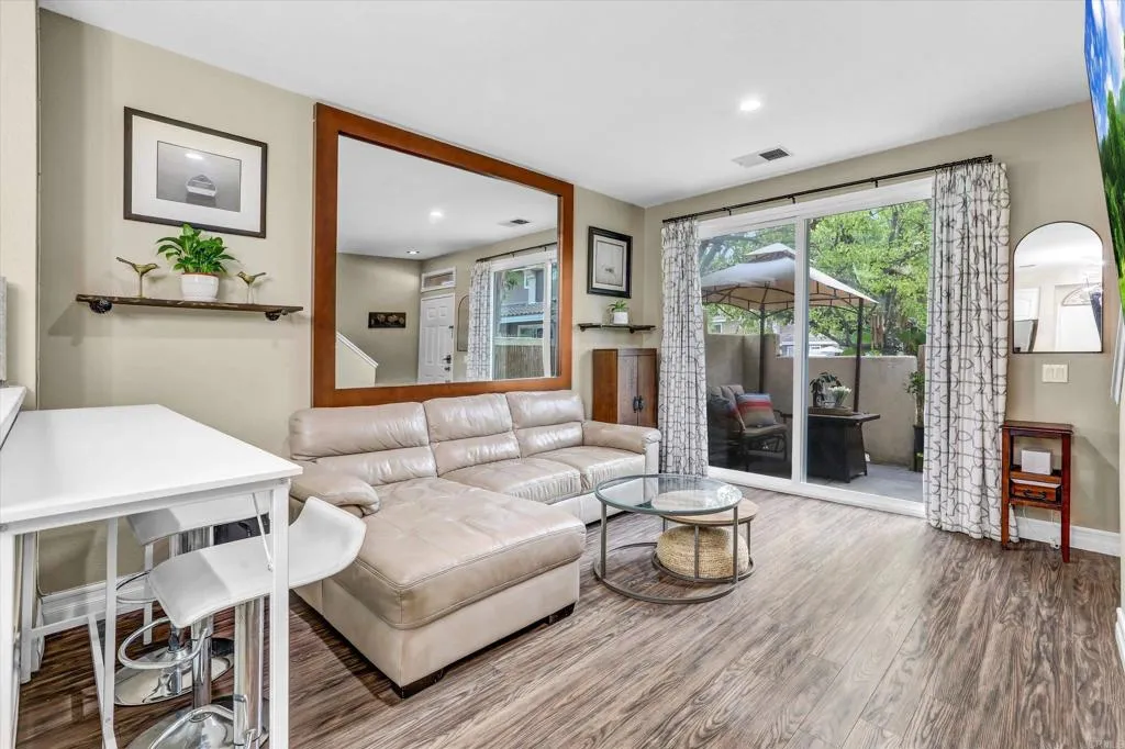 Photo #1: PTP2601843 Listing: Photo #1