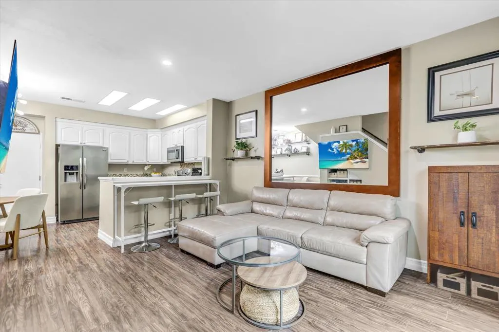 Photo #2: PTP2601843 Listing: Photo #2