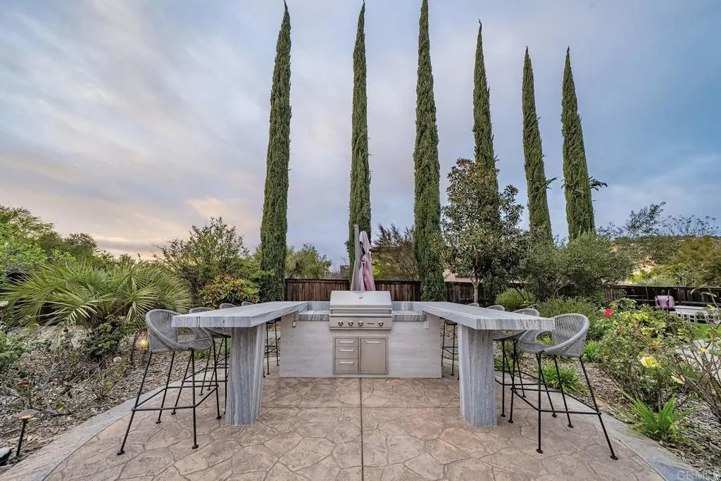 https://cdn.realtyfeed.com/cdn/127/306663012/ed29b1f224537232c6b767b63592af62.webp