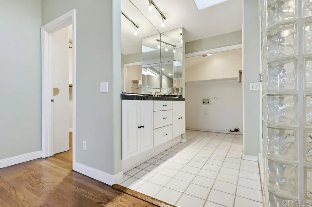 3539 Mount Laurence Drive, San Diego, CA, 92117