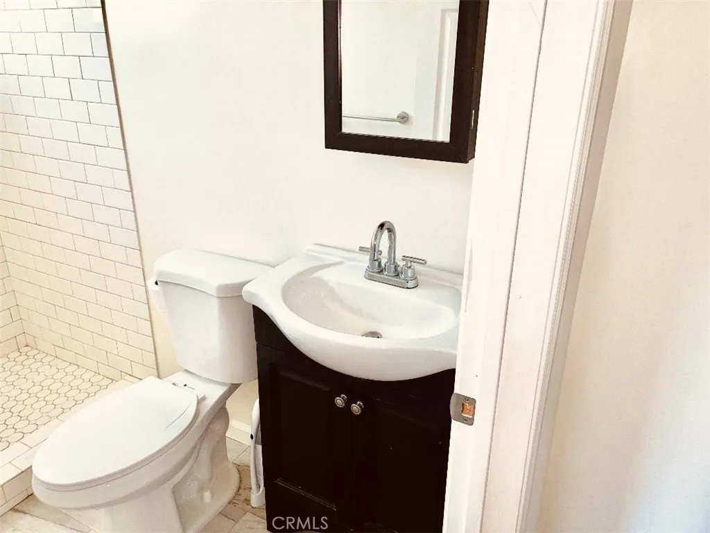 17402 Mayall, Northridge, CA, 91325