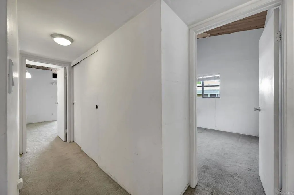 https://cdn.realtyfeed.com/cdn/127/306663090/03549a0939ce282d76a054c1c5ccbc95.webp