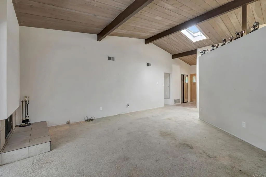 https://cdn.realtyfeed.com/cdn/127/306663090/7d365451561e0ae834d4ac0f488d0d34.webp