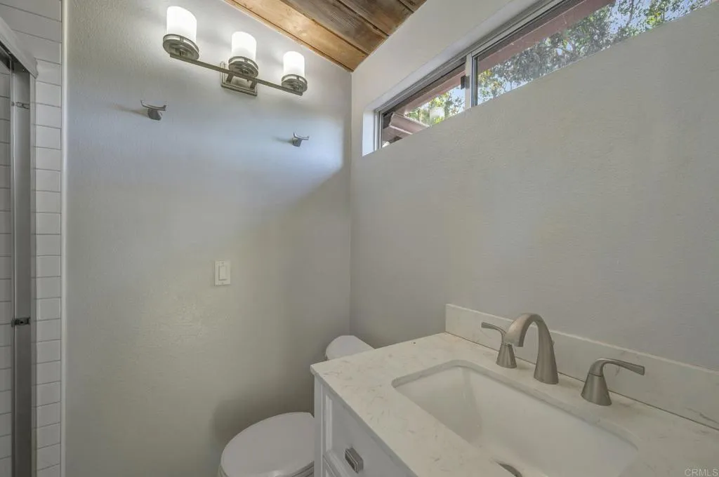 https://cdn.realtyfeed.com/cdn/127/306663090/d5d0c4babe2a38f2ad20b06f55f94e3f.webp