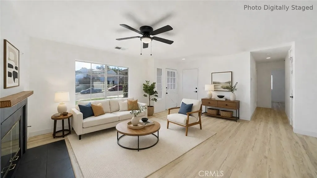 Corona, CA 92883