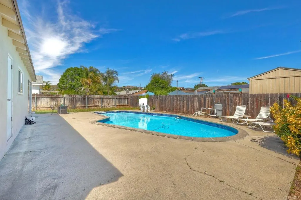 https://cdn.realtyfeed.com/cdn/127/306663256/13dfbdafa266df64433e592dc07fec0a.webp