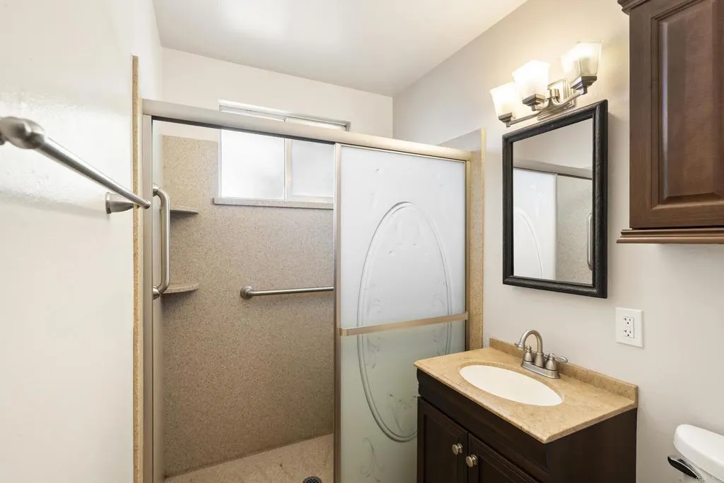 https://cdn.realtyfeed.com/cdn/127/306663403/fde2ccd03116d87883ef03d57022dfe5.webp