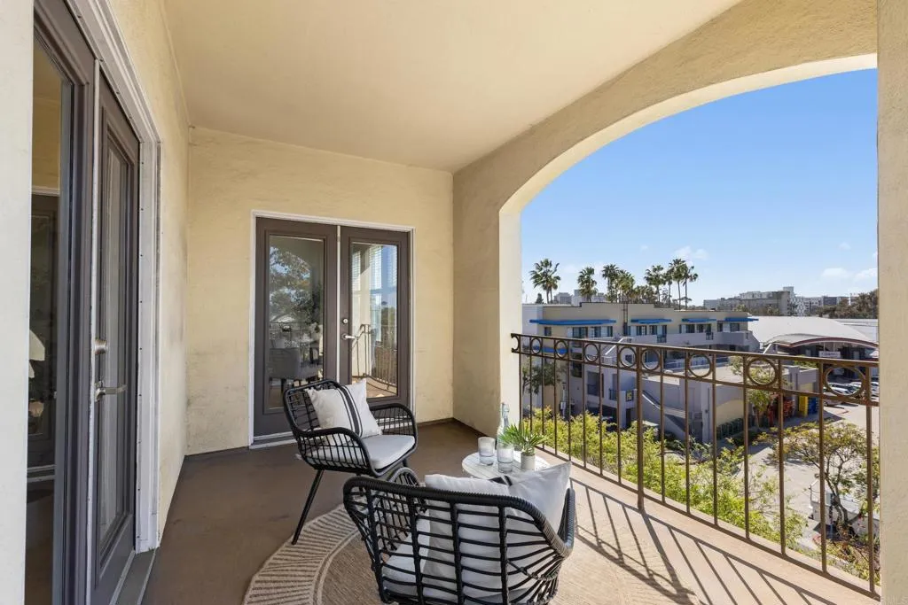 https://cdn.realtyfeed.com/cdn/127/306663410/8fe5a30a6dfbc83ba48b19da537e4e6c.webp