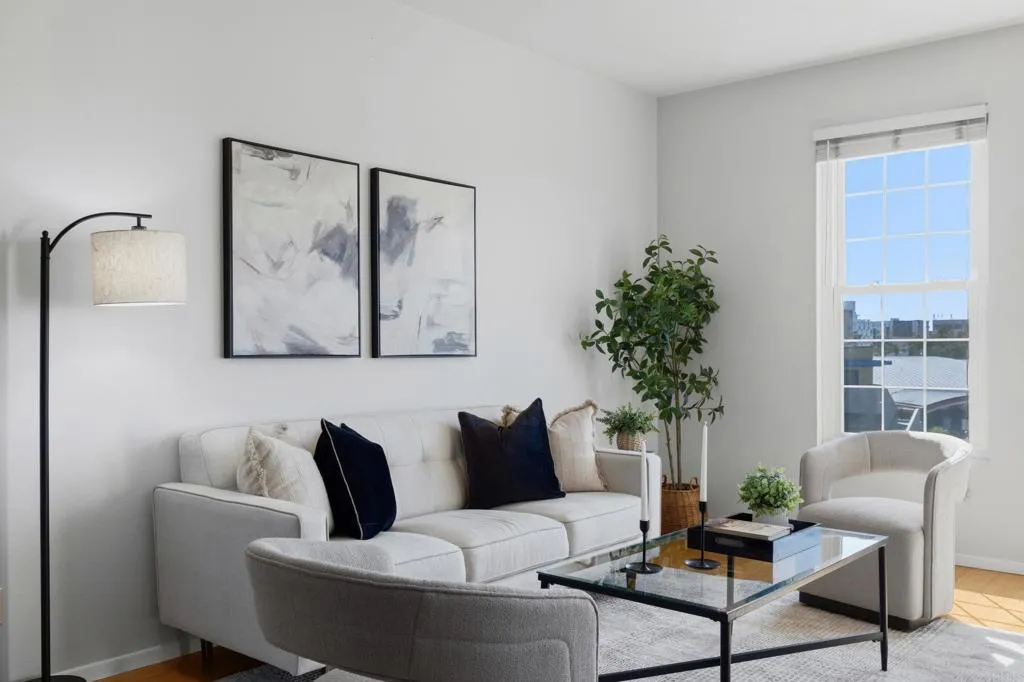https://cdn.realtyfeed.com/cdn/127/306663410/bd2693f7b966264e656cf2a2a2c3ecc3.webp