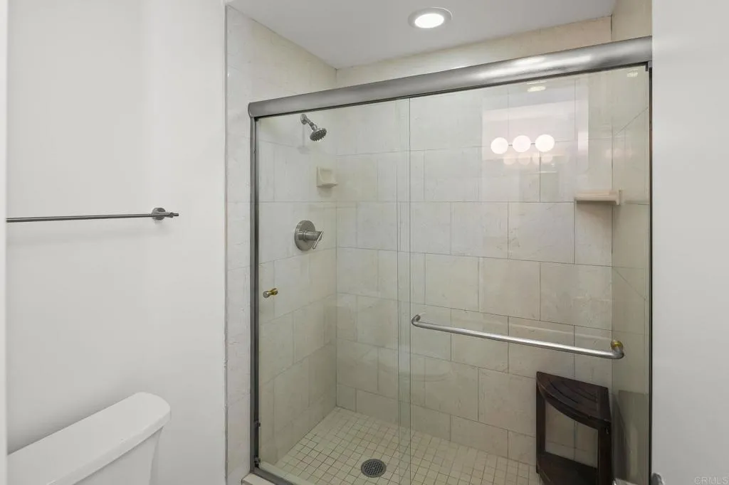 Photo #27: PTP2601863 Listing: Photo #27