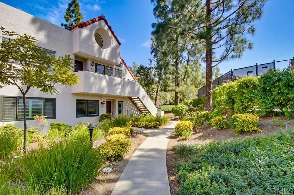 https://cdn.realtyfeed.com/cdn/127/306663438/3373ae1194371176f91d20936a9ca993.webp